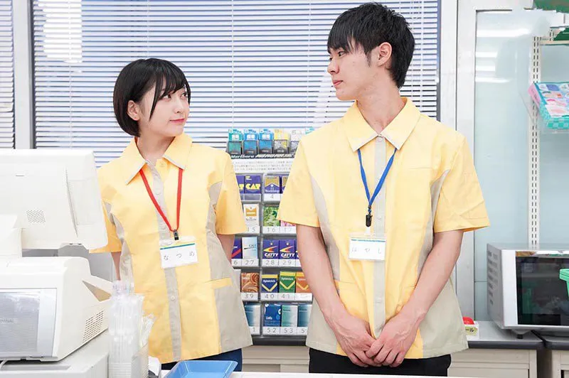 Bí mật lén lút ông chồng khi đi làm thêm ở cửa cò tiện lợi